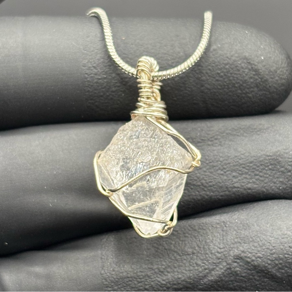 Handcrafted Wire-Wrapped Crystal Pendant - Picture 3 of 3